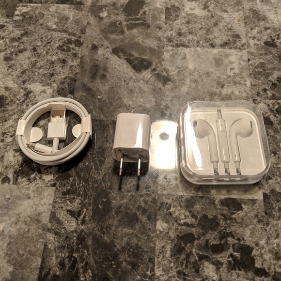 USB cable Earphones and Adapter - Picture 2 of 2